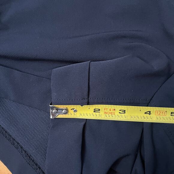 Athleta Women's Navy Blue Midtown Drawstring Cuffed Travel Shorts Size 6 - Picture 10 of 10